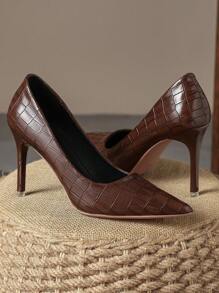 3.5 Inch Thin Heel Pumps