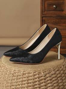 3.5 Inch Thin Heel Pumps